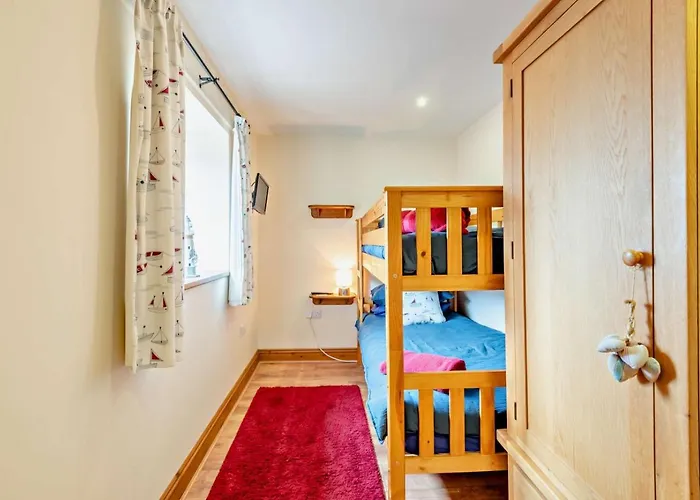 2 Bed In Oc-v28308 * Irthington