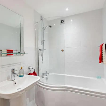Apartament 2 Bed In Oc-v28308